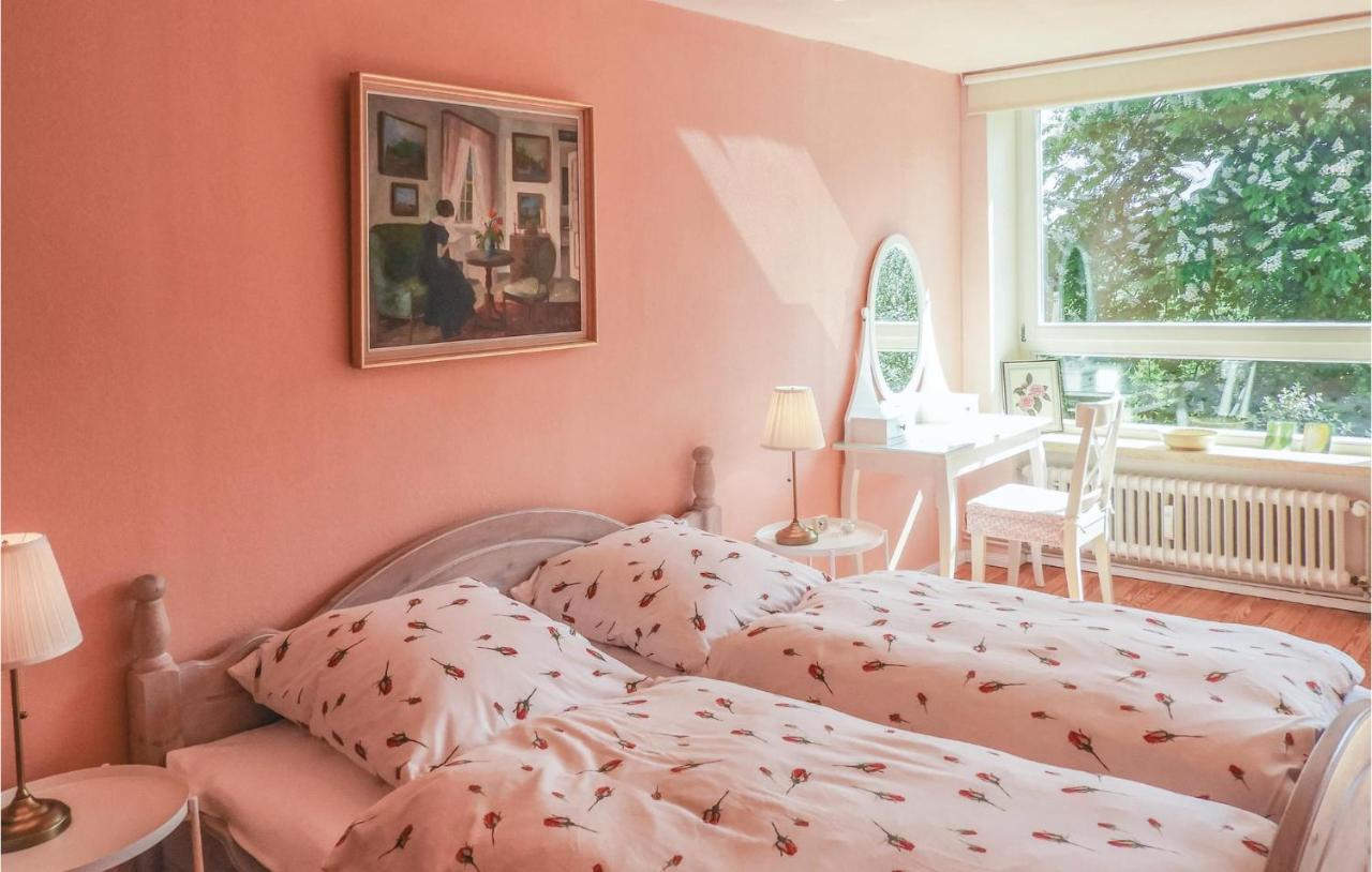 1 Bedroom Awesome Apartment In St, Annen Sankt Annen Esterno foto