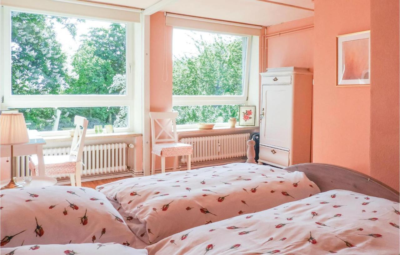 1 Bedroom Awesome Apartment In St, Annen Sankt Annen Esterno foto